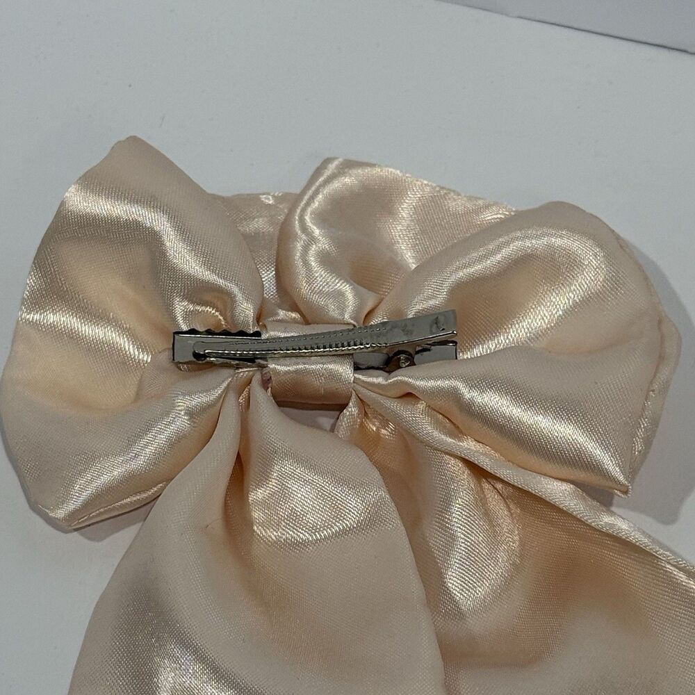 Oversized Satin Bow Bridal Bow Wedding Hair Bow Long Tail Bow Women’s Hair Bow - Picture 14 of 15